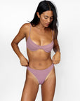 HIGH HIP BOTTOM - OUTLET